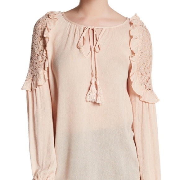 Boho Lace Accent Blouse - Picture 2 of 5